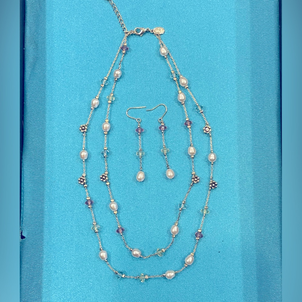 Bundle! Faux pearl beaded antique gold necklace and dangle earrings